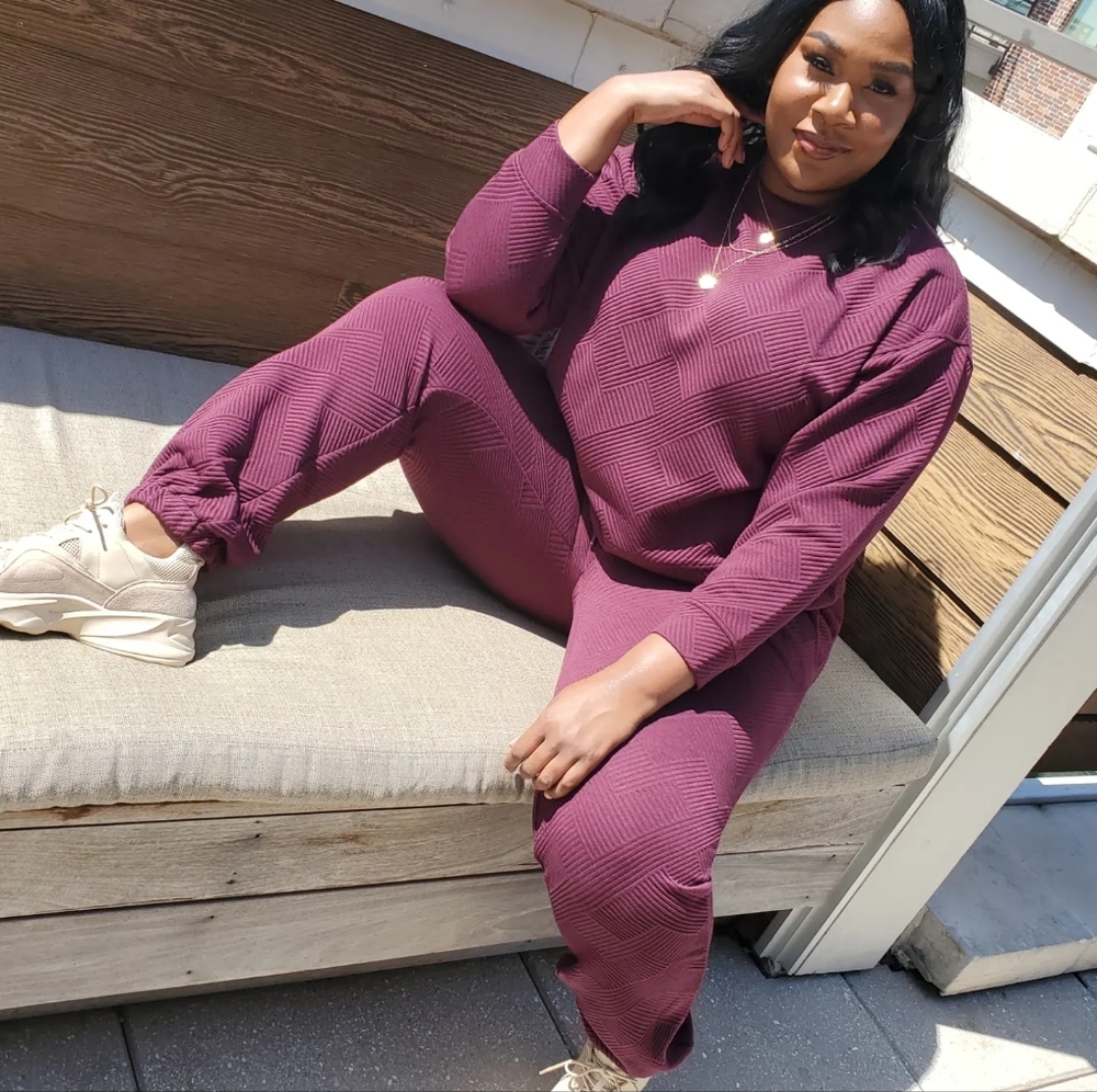 Plus Size Textured Top - Picture 2 of 5